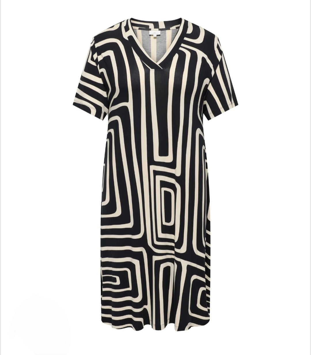 Vestido Midi de Punto Negro con Cuello en V - Only Carmakoma
