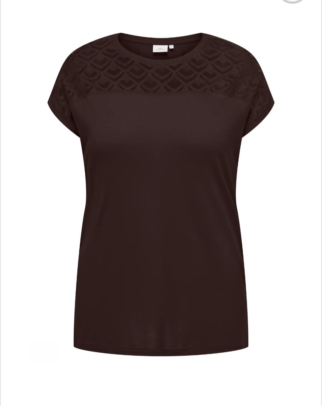 Camiseta negra cuello de encaje Only Carmakoma