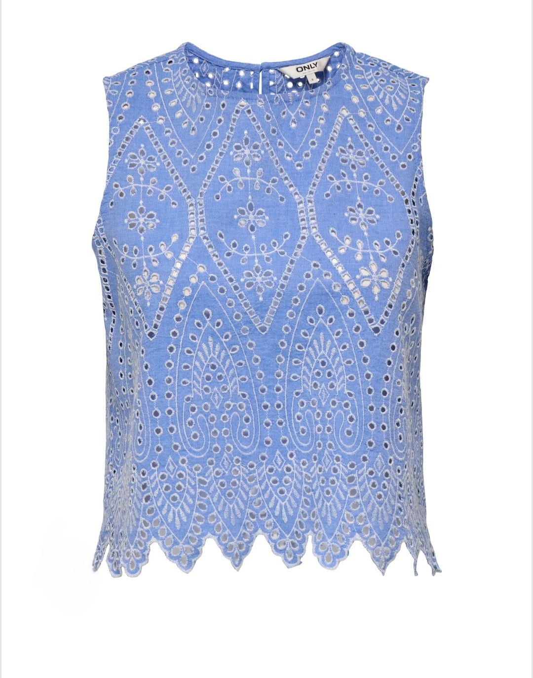 Top Azul con Bordado Suizo sin Mangas – Blusa Troquelada Corta Veraniega