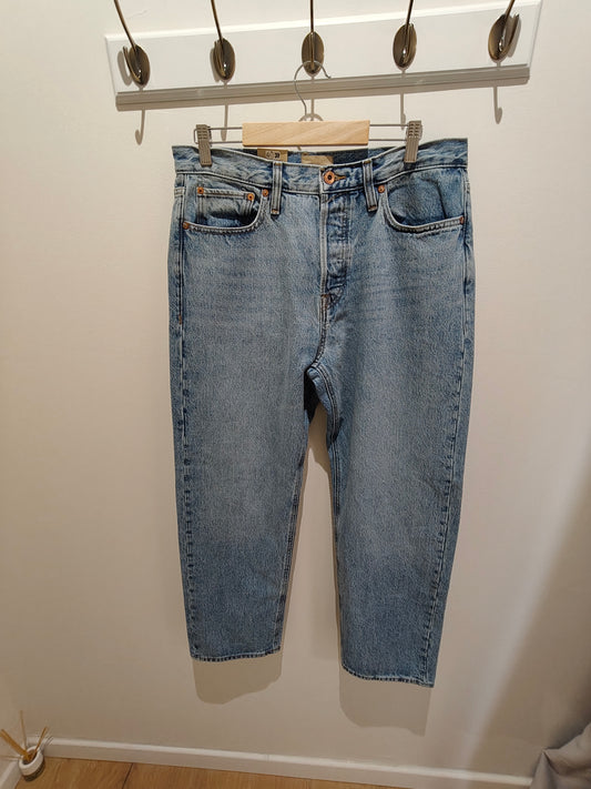Pantalones vaqueros para hombres retros (con un toque vintage)  Jack and Jones