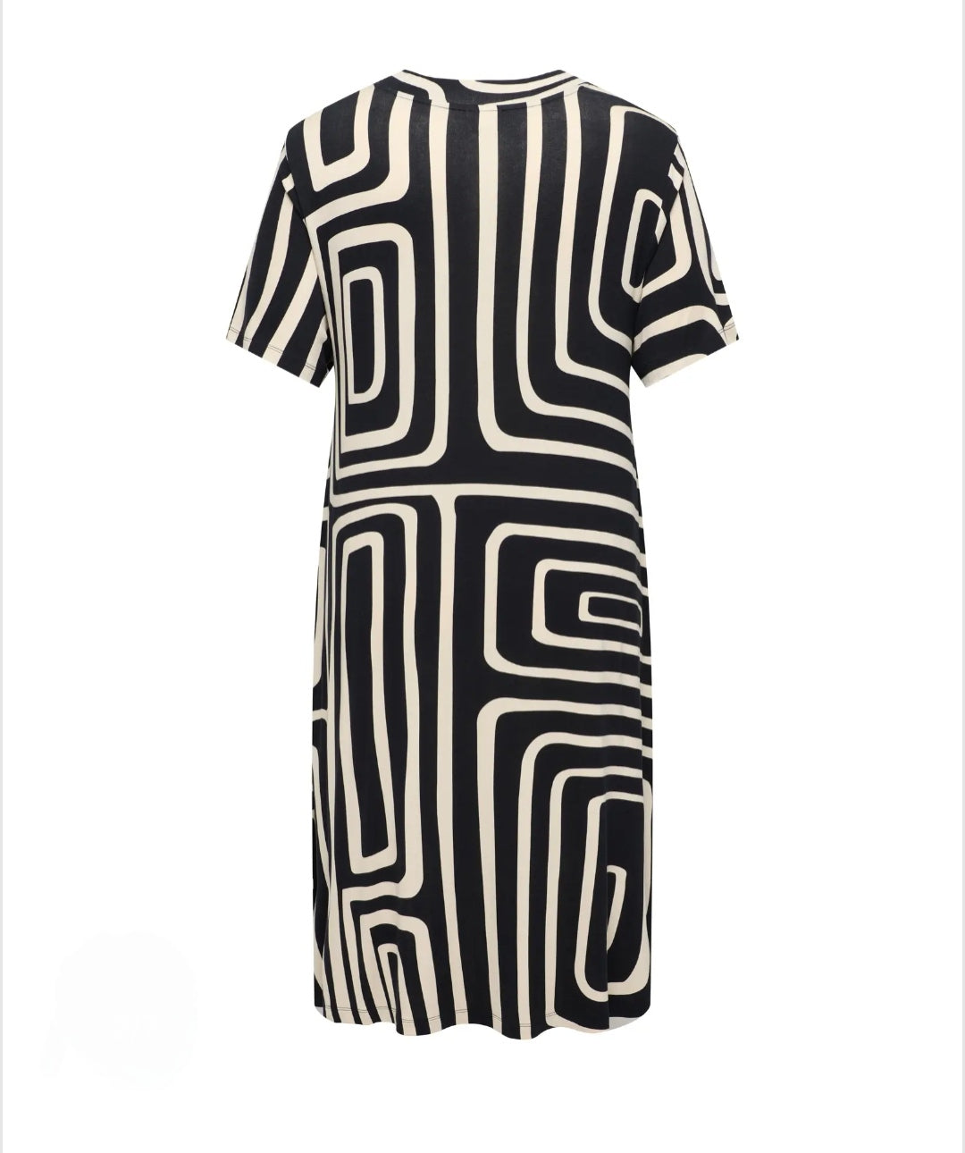 Vestido Midi de Punto Negro con Cuello en V - Only Carmakoma