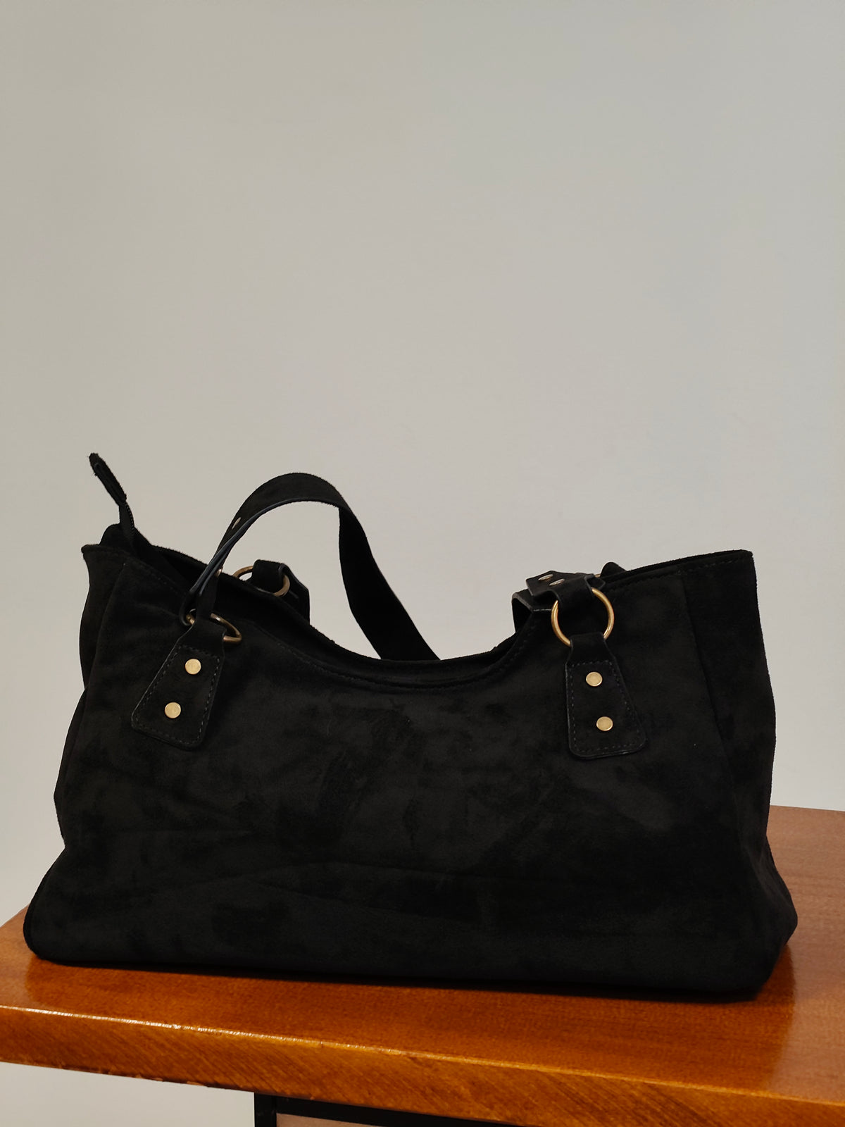 Bolso Hobo Negro de Ante Sintético estilo Boho Chic