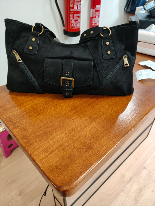 Bolso salchicha negro
