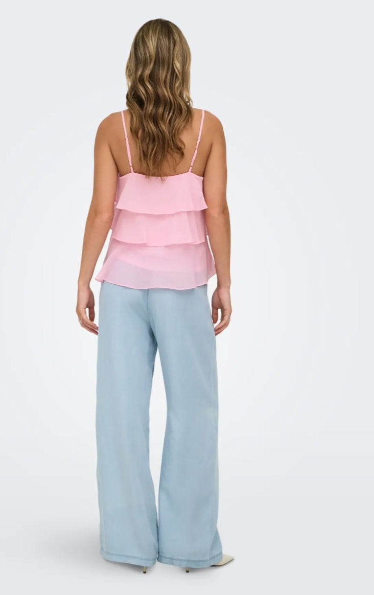 Camiseta de volantes rosa ONLY
